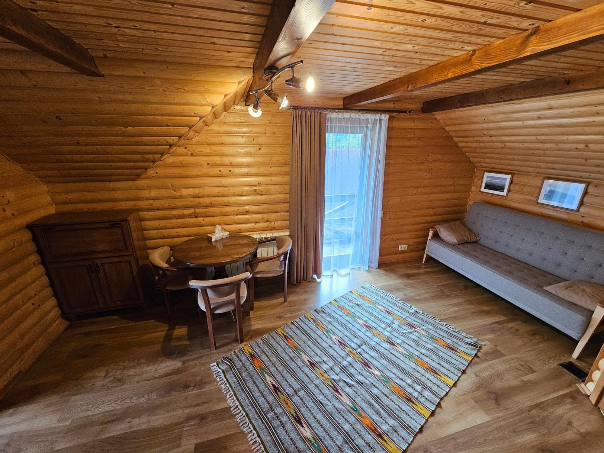 Guesthouse Kolo Druziv Tatariv Luaran gambar