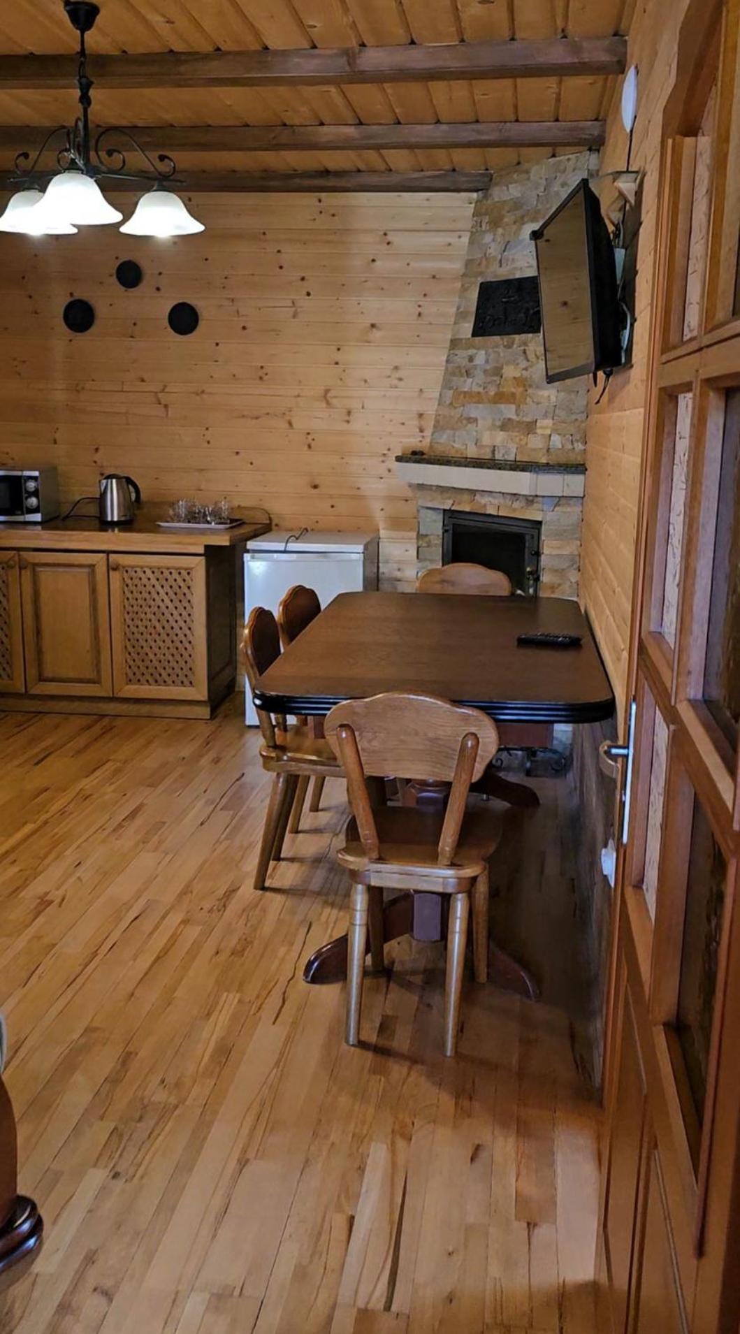 Guesthouse Kolo Druziv Tatariv Luaran gambar