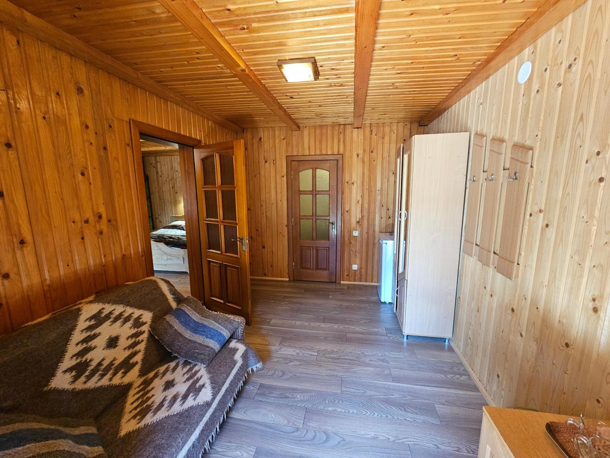 Guesthouse Kolo Druziv Tatariv Luaran gambar