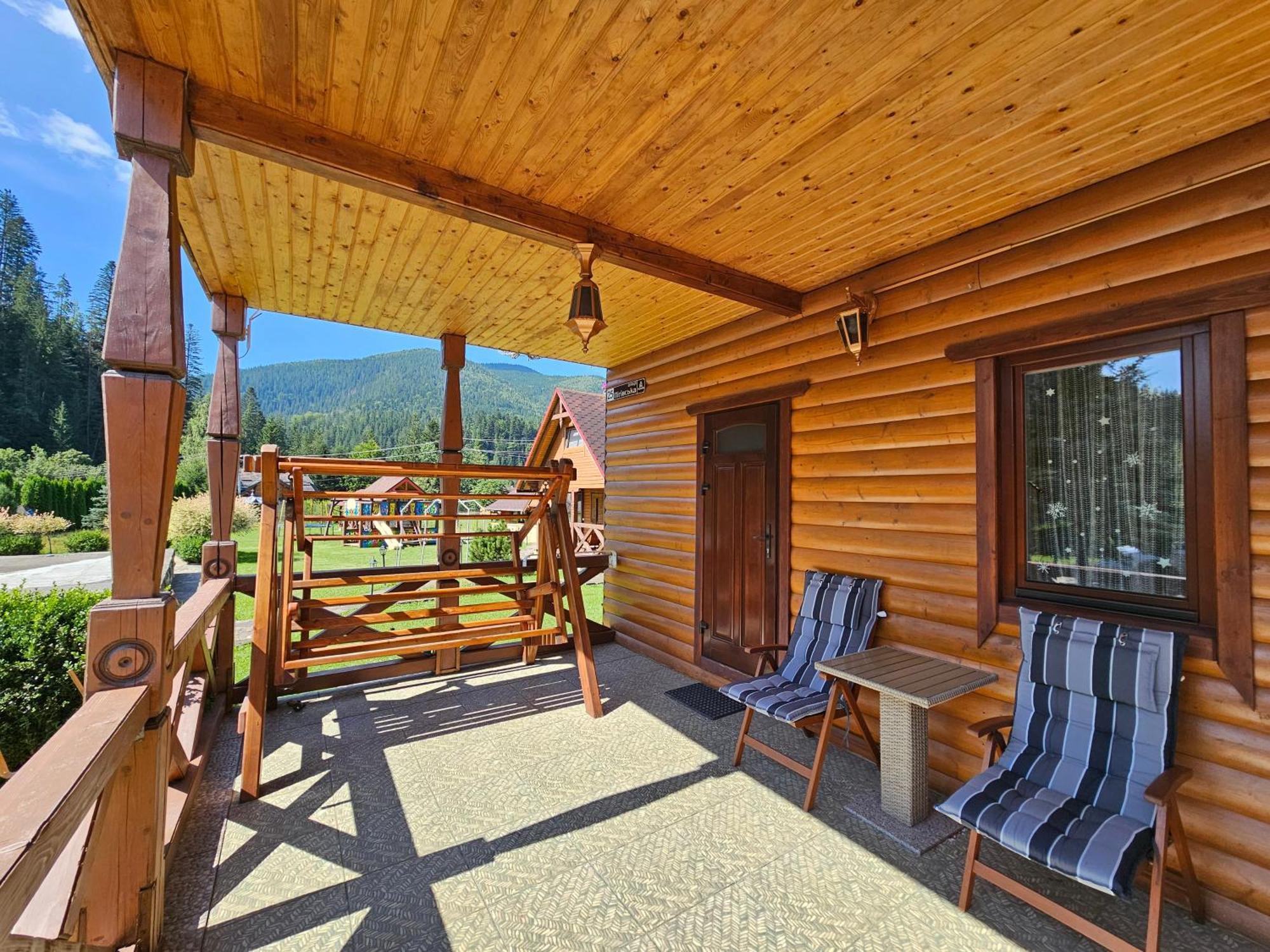 Guesthouse Kolo Druziv Tatariv Luaran gambar