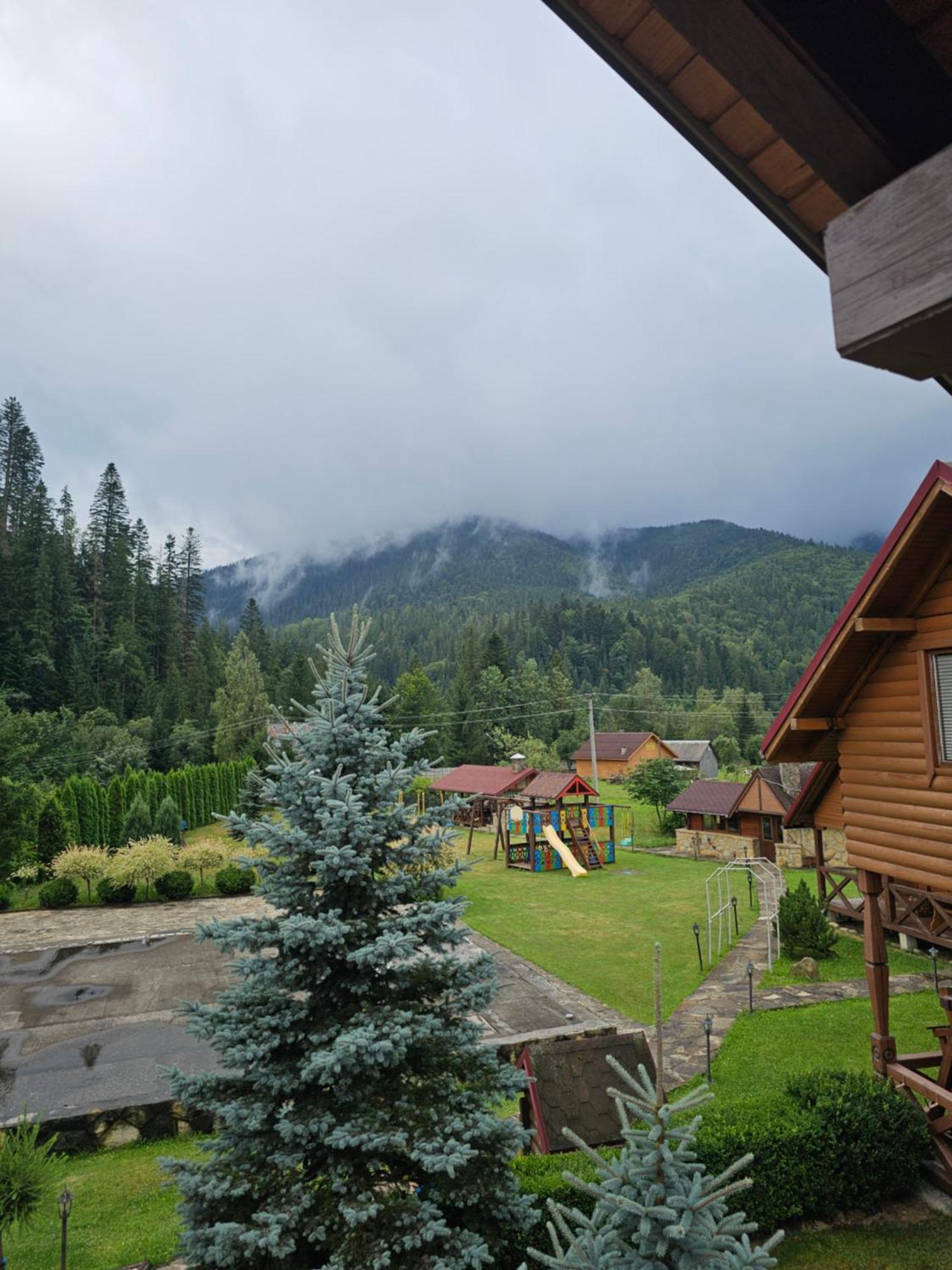 Guesthouse Kolo Druziv Tatariv Luaran gambar