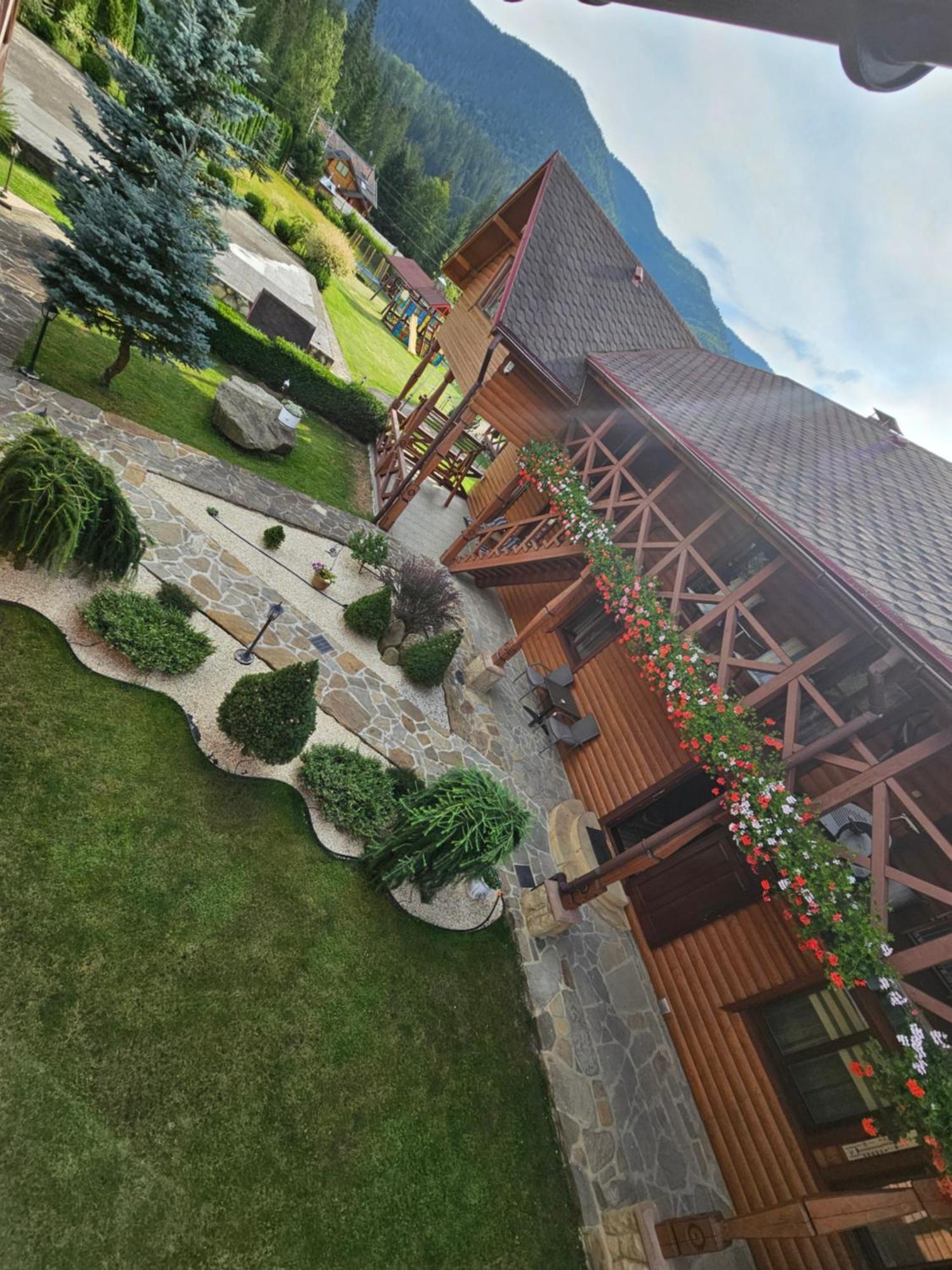 Guesthouse Kolo Druziv Tatariv Luaran gambar