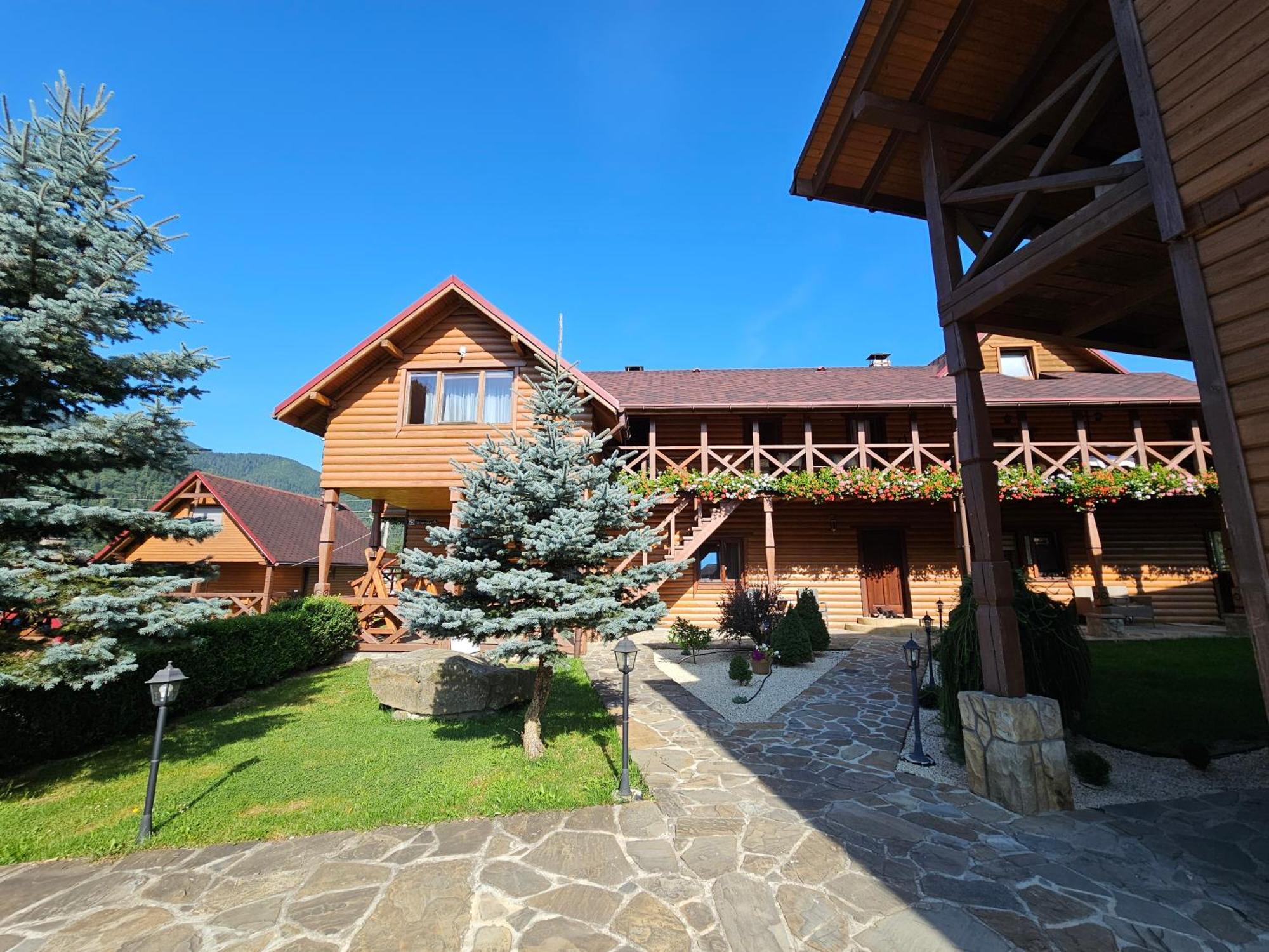 Guesthouse Kolo Druziv Tatariv Luaran gambar